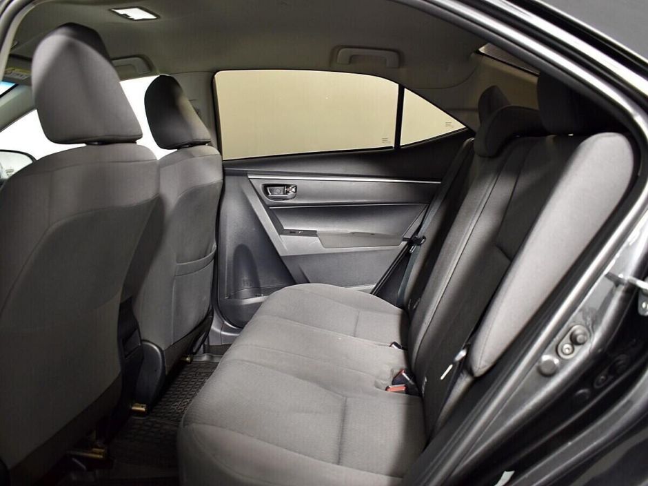 Toyota Corolla, 1.6 л, Вариатор, 2017 фото 1