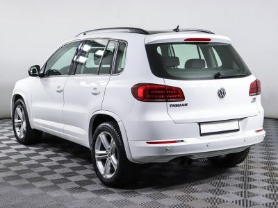 Volkswagen Tiguan, 2.0 л, АКПП, 2015 фото 6