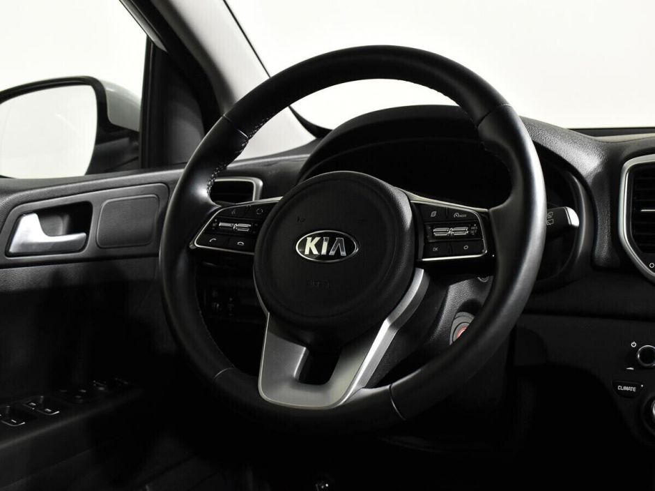 Kia Sportage, 2.4 л, АТ, 2020 фото 8