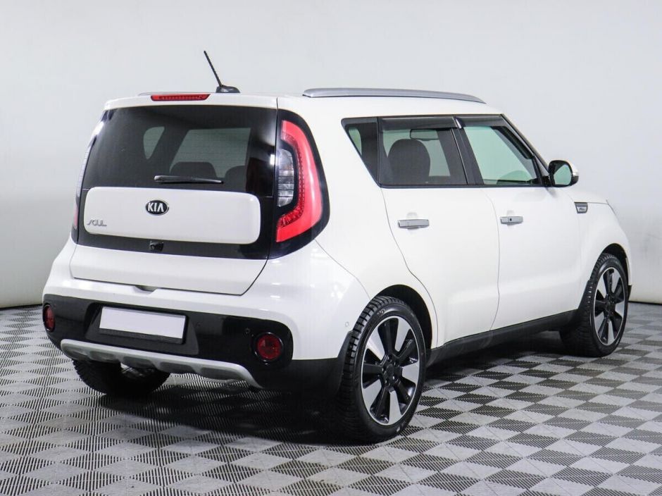 Kia Soul, 2.0 л, АТ, 2019 фото 4