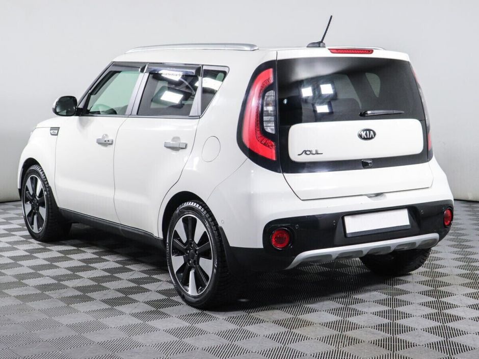Kia Soul, 2.0 л, АТ, 2019 фото 6