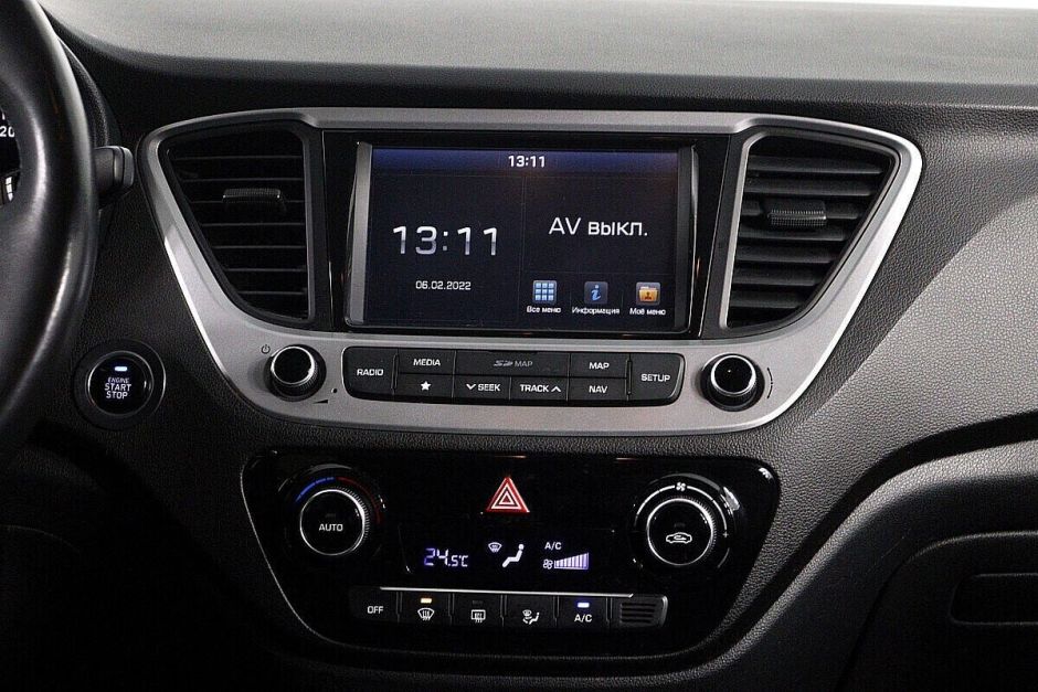 Hyundai Solaris, 1.6 л, АТ, 2017 фото 2