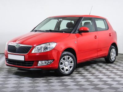 Skoda Fabia, 1.6 л, АКПП, 2012 фото 3