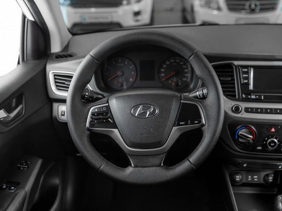 Hyundai Solaris, МТ, 2017 фото 11