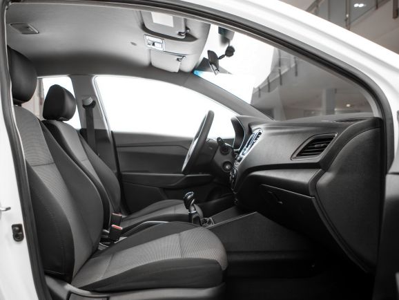 Hyundai Solaris, МТ, 2017 фото 14