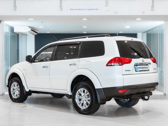 Mitsubishi Pajero Sport, АТ, 2015 фото 6