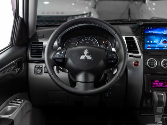 Mitsubishi Pajero Sport, АТ, 2015 фото 8