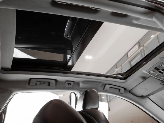 Cadillac SRX, АТ, 2011 фото 9