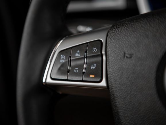 Cadillac SRX, АТ, 2011 фото 13