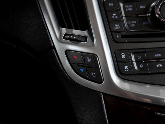 Cadillac SRX, АТ, 2011 фото 16