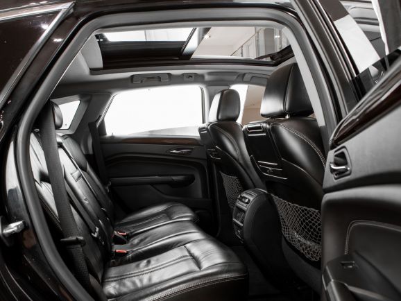 Cadillac SRX, АТ, 2011 фото 2