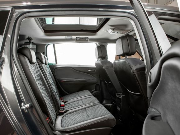 Opel Zafira, АТ, 2013 фото 8