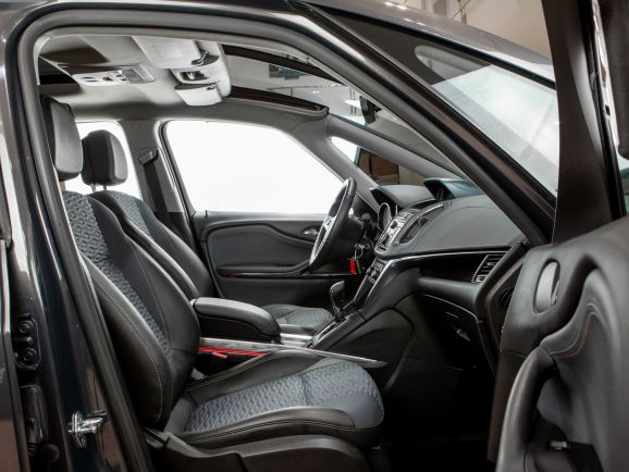 Opel Zafira, АТ, 2013 фото 16