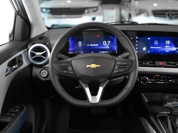 Chevrolet Monza, Робот, 2023 фото 12