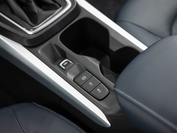 Chevrolet Monza, Робот, 2023 фото 15