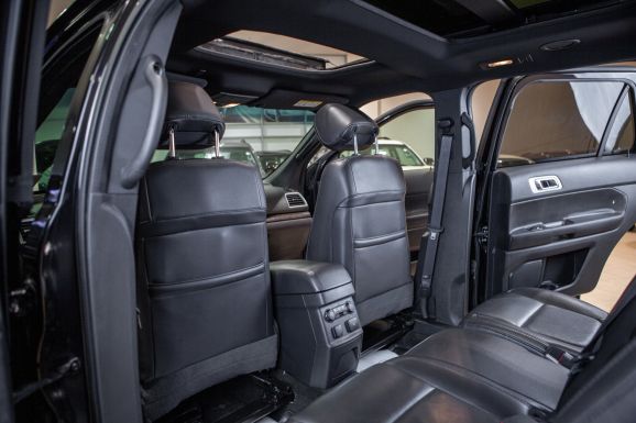 Ford Explorer, АТ, 2012 фото 8