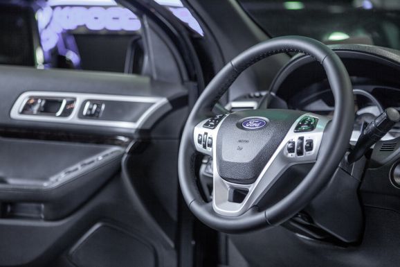 Ford Explorer, АТ, 2012 фото 20