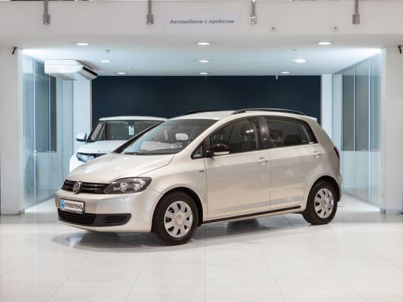 Volkswagen Golf Plus, Робот, 2012 фото 3