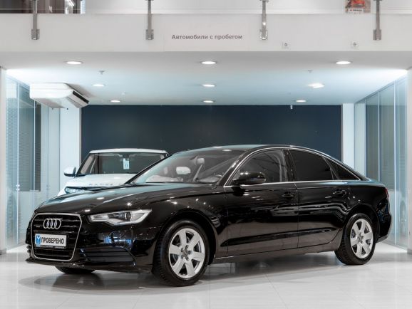 Audi A6, Робот, 2013 фото 3