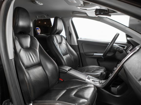 Volvo XC60, АТ, 2012 фото 14