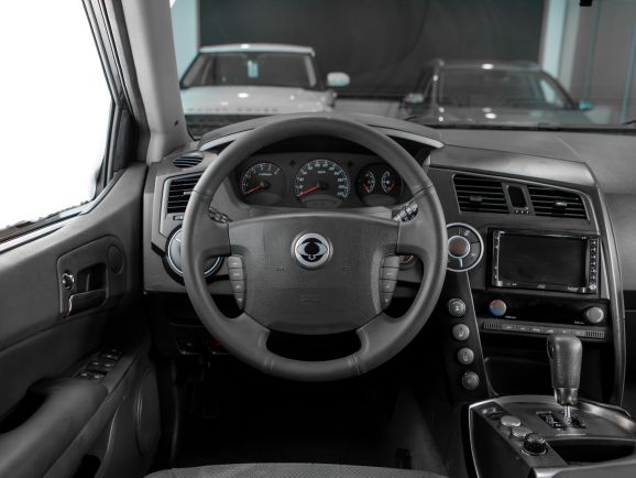 SsangYong Kyron, АТ, 2006 фото 8