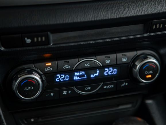 Mazda 3, АТ, 2014 фото 16