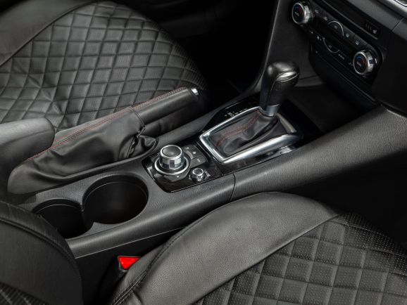 Mazda 3, АТ, 2014 фото 17