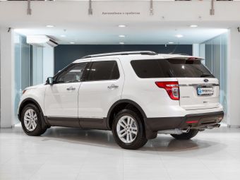 Ford Explorer, АКПП, 2012 фото 6