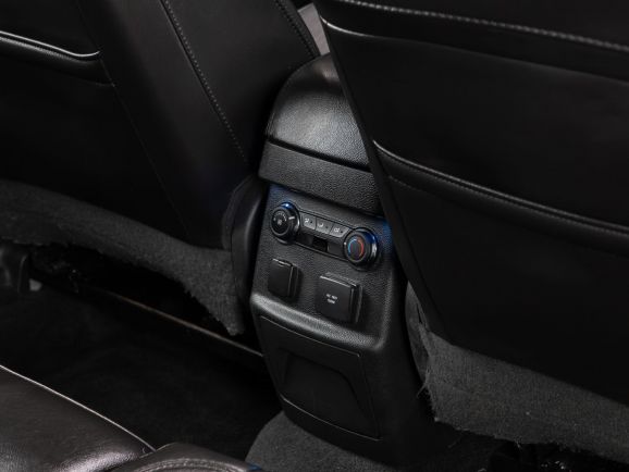 Ford Explorer, АТ, 2012 фото 10