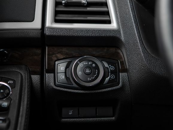 Ford Explorer, АТ, 2012 фото 15