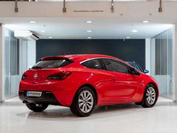 Opel Astra GTC, АТ, 2012 фото 4