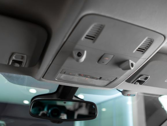 Opel Astra GTC, АТ, 2012 фото 14