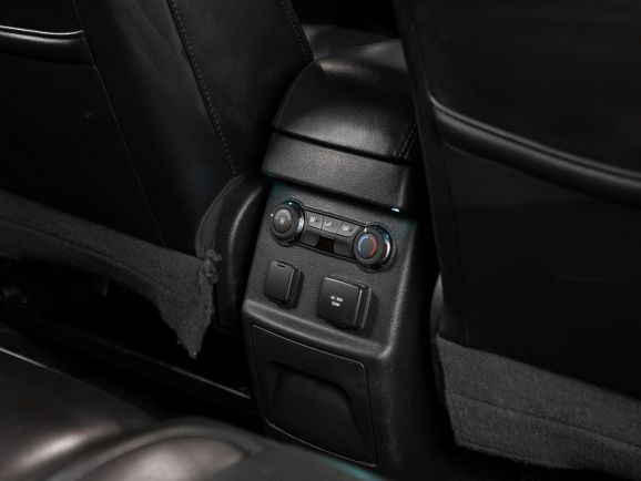 Ford Explorer, АТ, 2012 фото 10