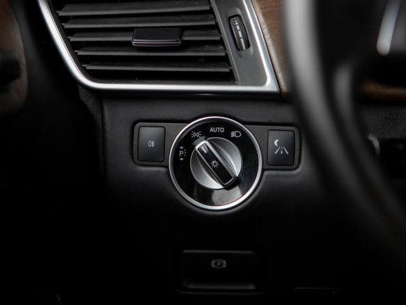 Mercedes-Benz M-класс, АТ, 2013 фото 15