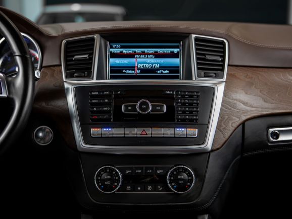 Mercedes-Benz M-класс, АТ, 2013 фото 23