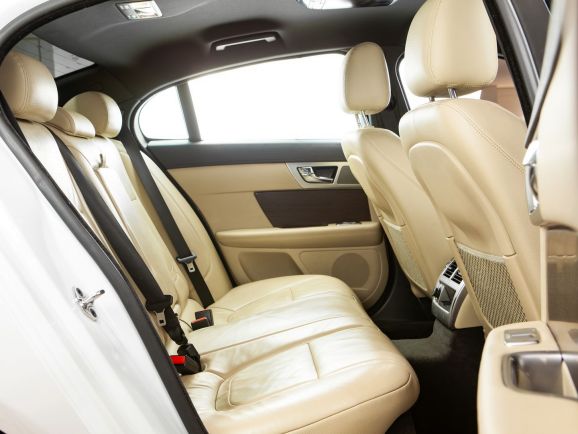 Jaguar XF, АТ, 2012 фото 8