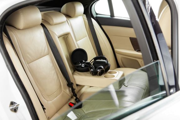 Jaguar XF, АТ, 2012 фото 2