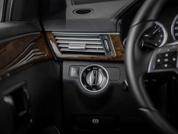 Mercedes-Benz E-класс, АТ, 2012 фото 8