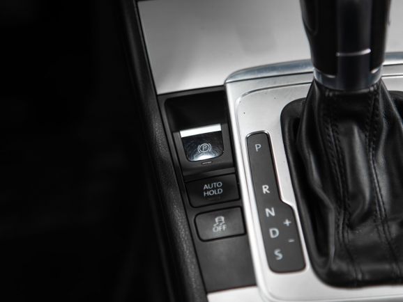 Volkswagen Passat, Робот, 2013 фото 13