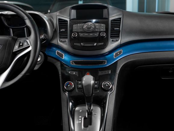 Chevrolet Orlando, АТ, 2012 фото 9