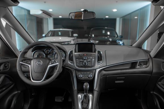 Opel Zafira, АТ, 2013 фото 13