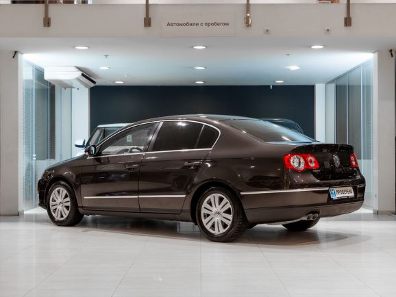 Volkswagen Passat, Робот, 2009 фото 6
