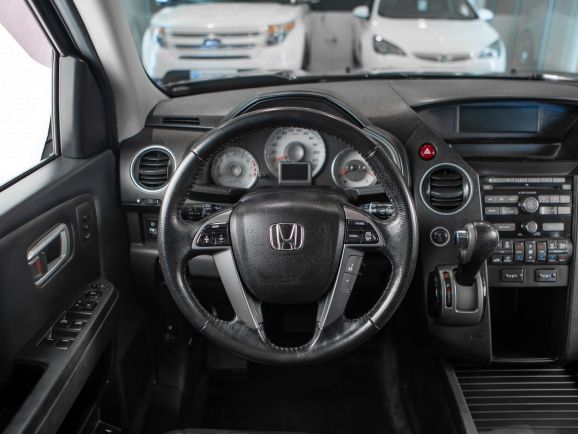 Honda Pilot, АТ, 2012 фото 15