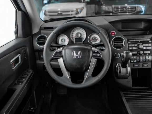 Honda Pilot, АТ, 2012 фото 13