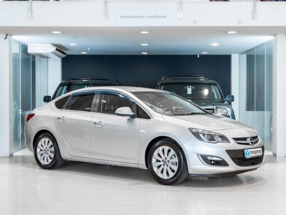 Opel Astra, АТ, 2013 фото 5