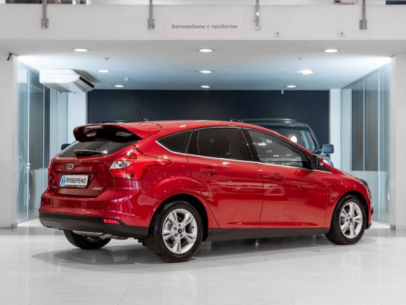 Ford Focus, Робот, 2013 фото 4