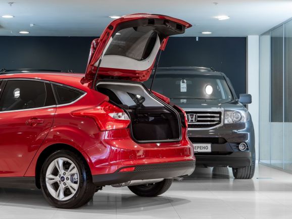 Ford Focus, Робот, 2013 фото 1