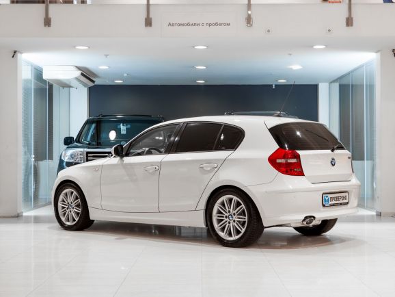 BMW 1 серия, АТ, 2010 фото 6