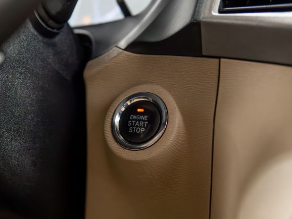 Toyota Venza, АТ, 2013 фото 8