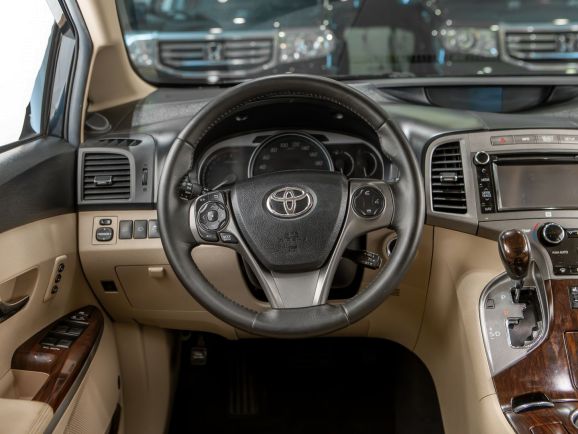 Toyota Venza, АТ, 2013 фото 13